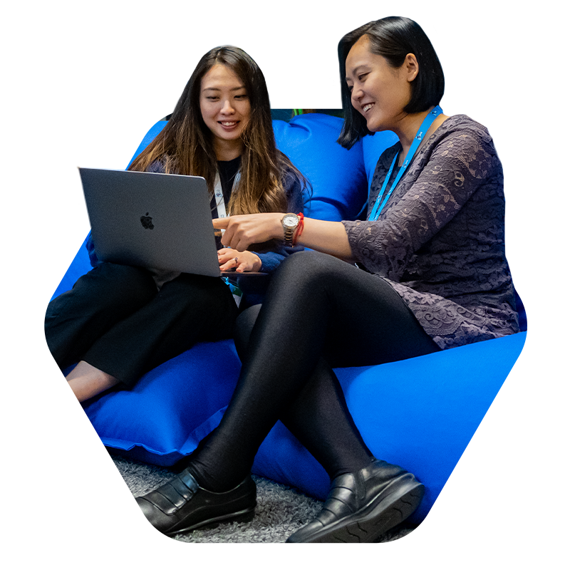 WomenSittingBeanbagLaptop (1)